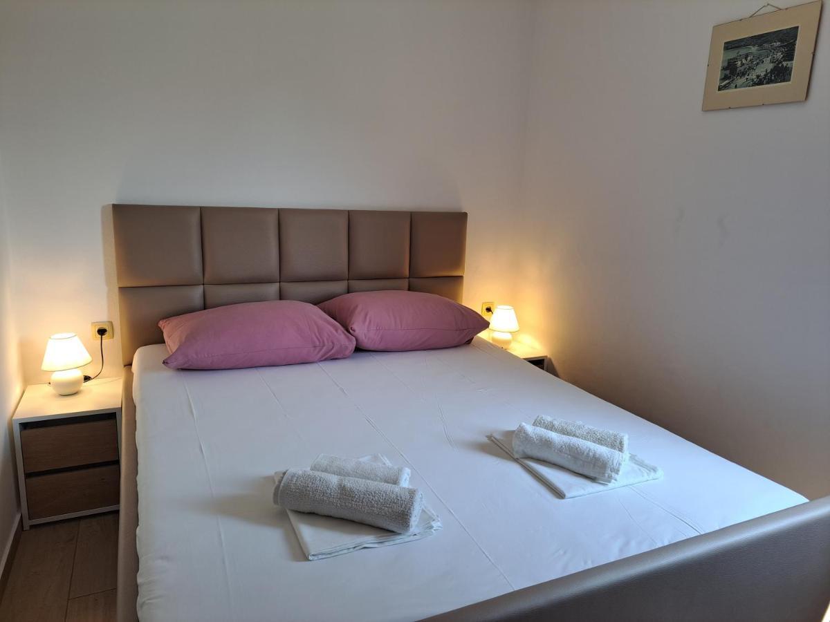 Apartments Leticia バスカ エクステリア 写真