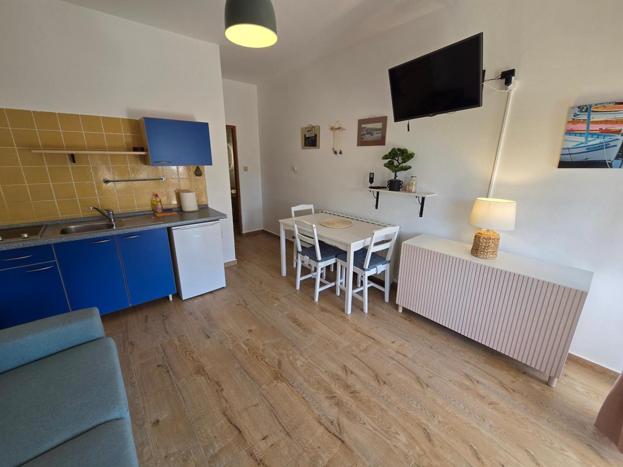 Apartments Leticia バスカ エクステリア 写真